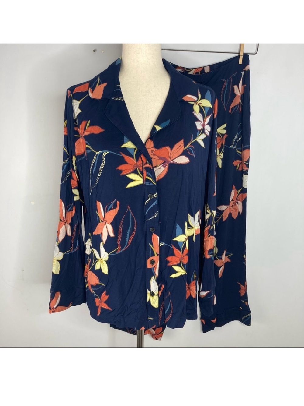 Soma Size Large Floral Button Down Super Soft Pajama Set Satin Trim Drawstring